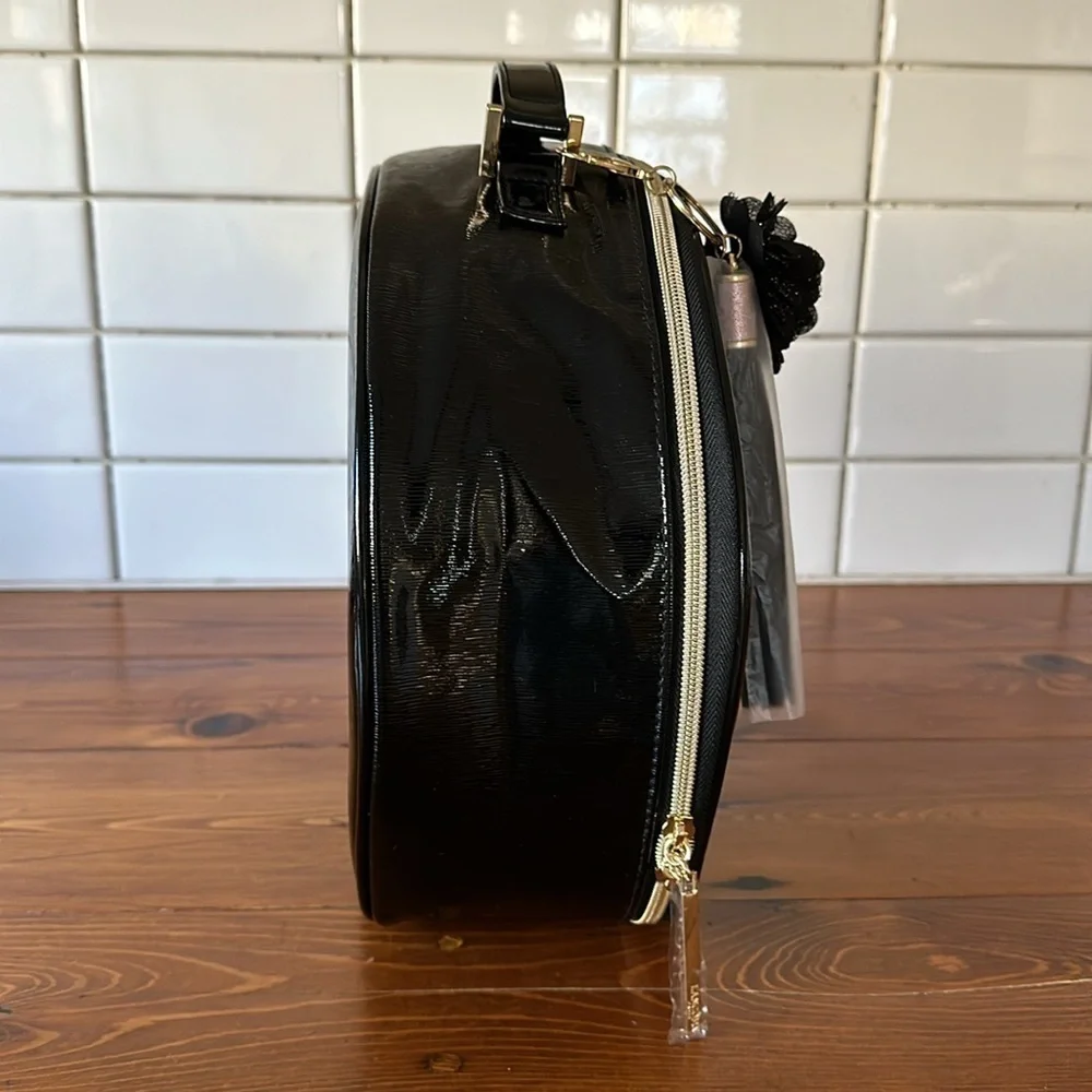 LANCÔME Paris Black Textured Patent Round Cosmetic Case with Key Ring